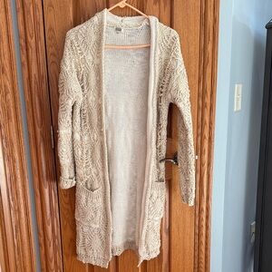 Gimmicks by BKE Textured Cream Cardigan